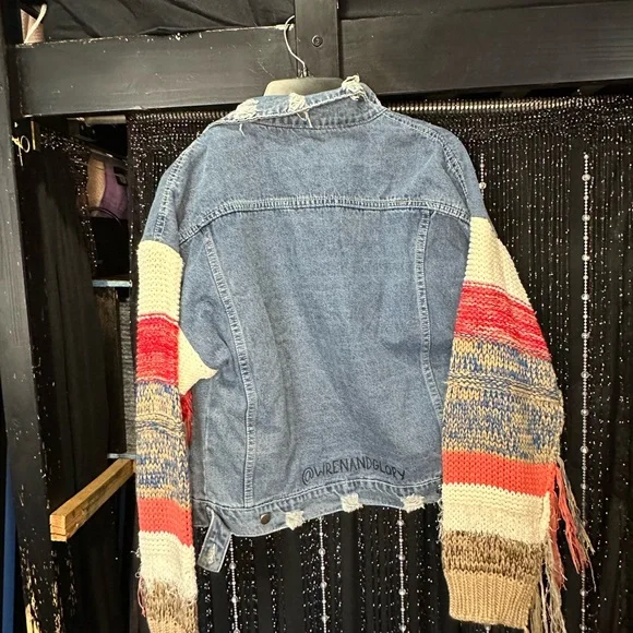 Wren & Glory Denim Jacket with Knit Sleeves & Matching Free People Top - Picture 3 of 8